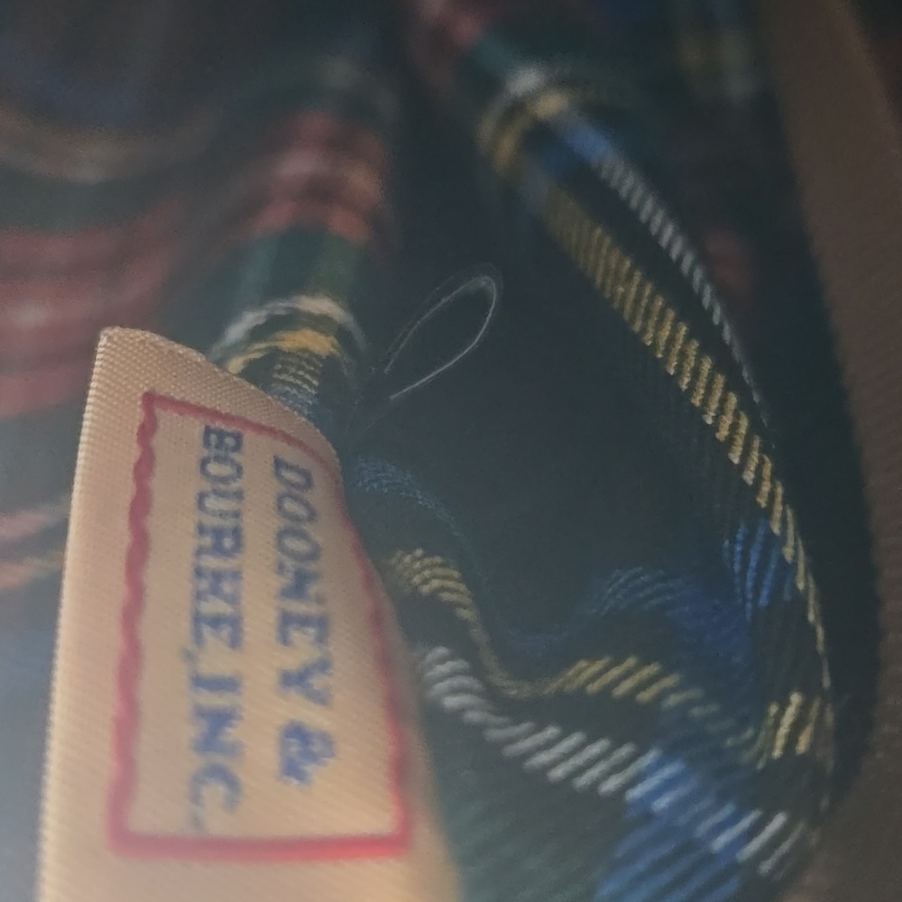 Dooney & Bourke Tote - Picture 10 of 11